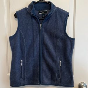Karen Scott sport fleece feel vest